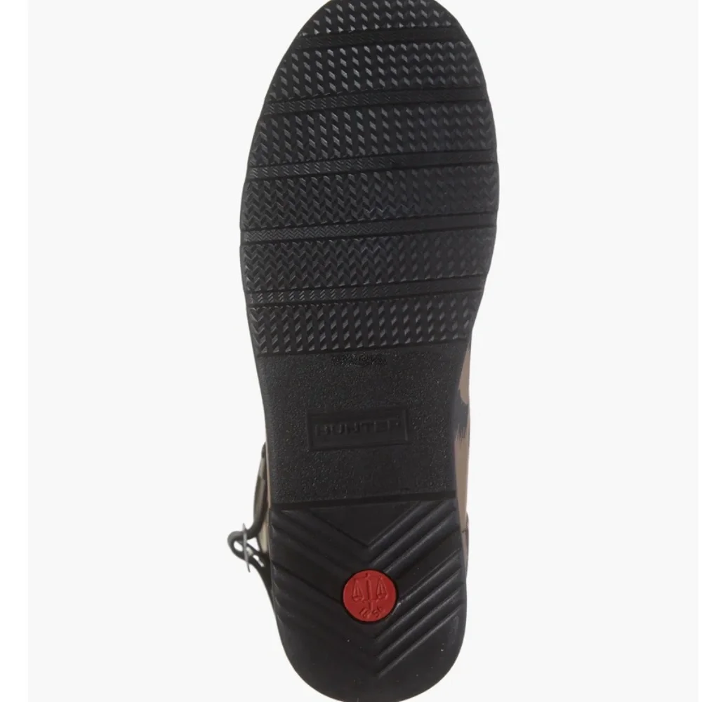 NIB $185 Hunter Original Refined Short Leopard Waterproof Rain Boot in size 11!